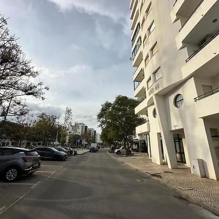 Apartament Canaima *